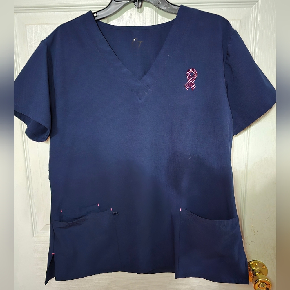 Scrub top